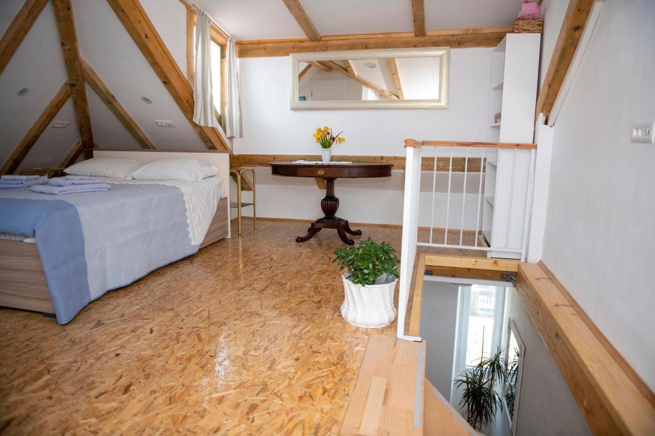 Beachfront Studio Andrina Vis Exterior foto