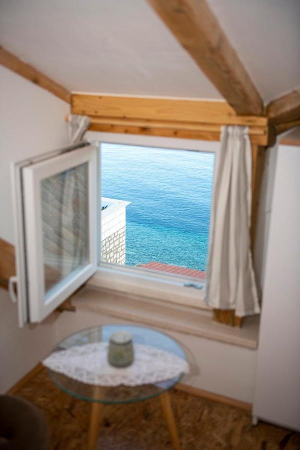 Beachfront Studio Andrina Vis Exterior foto