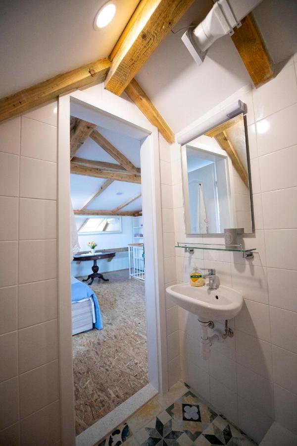 Beachfront Studio Andrina Vis Exterior foto
